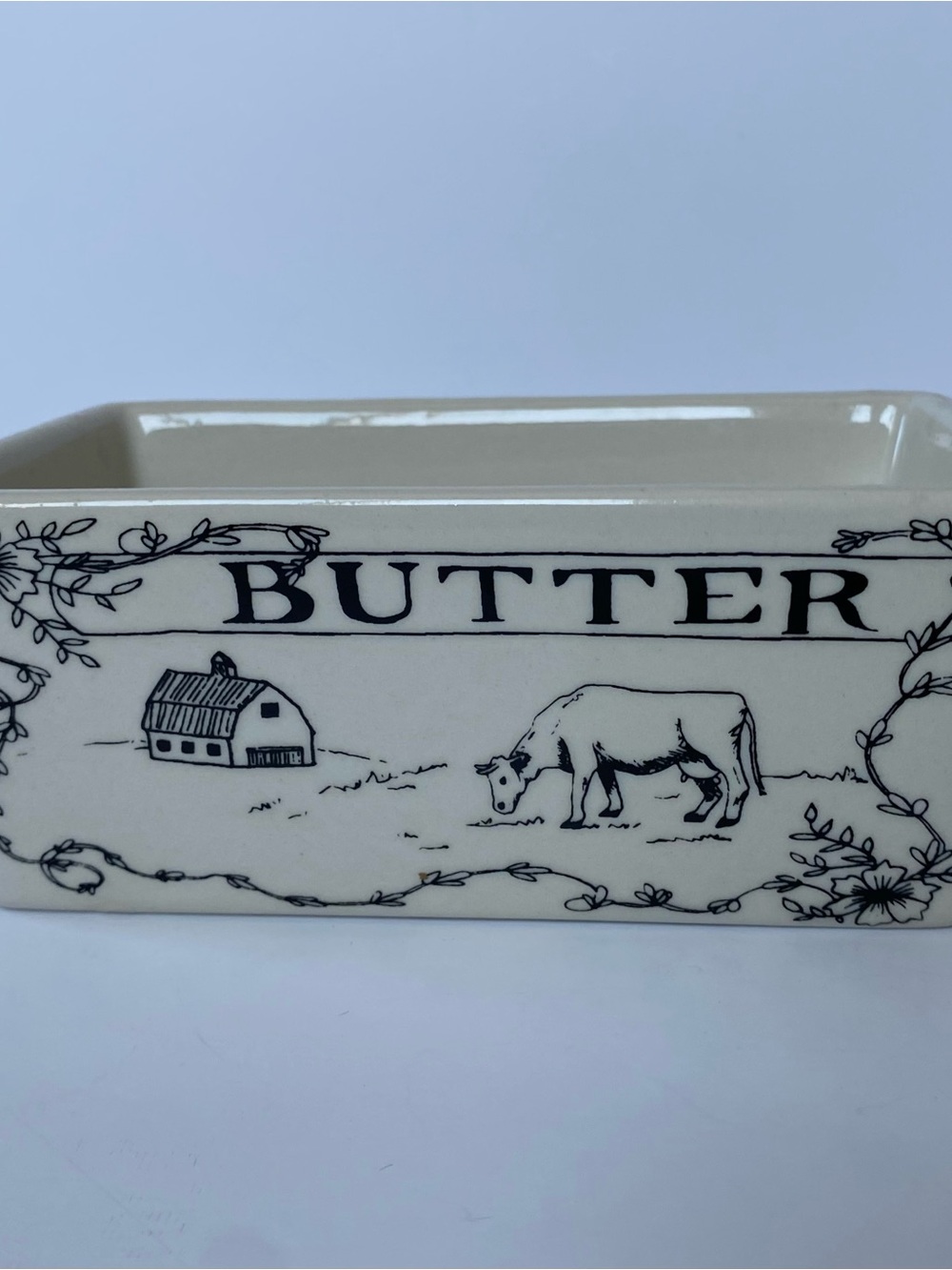 Creative Co-Op Country Stoneware Butter Dish withou Lid “Spread The Love”  1 Lb